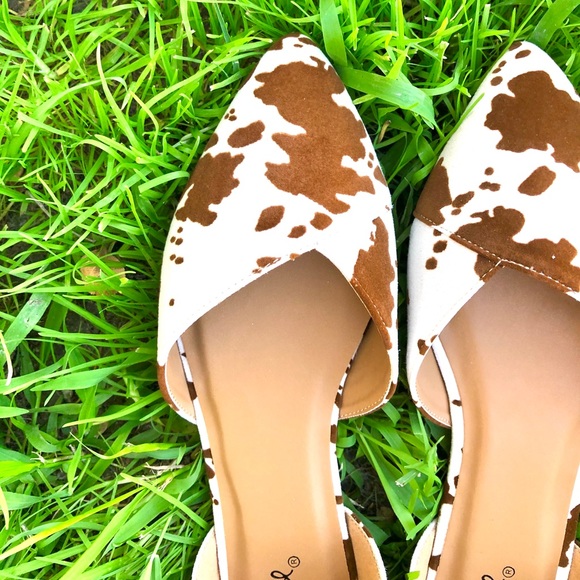 ⚡FINAL PRICE! Brown Cow Print D'Orsay Flats - Picture 8 of 14
